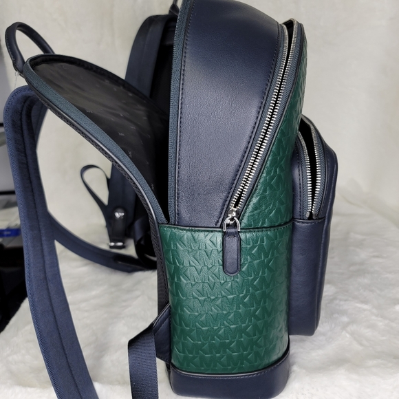 Michael Kors Backpack Designer Laptop Bag - Picture 2 of 15